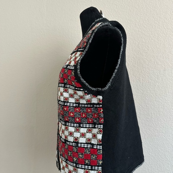 Marisa Canvas Multicolor Patterned Knit Vest Button Front S/M, Fair, Festival - Picture 5 of 8
